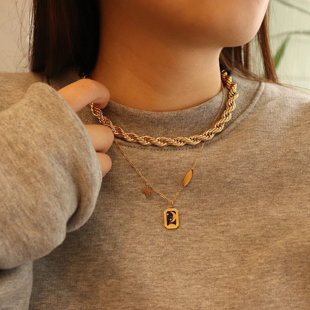 GOLDEN ROPE ХҮЗҮҮНИЙ ЗҮҮЛТ