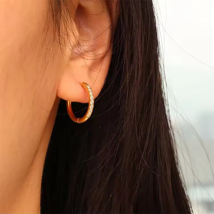 SHINY HOOP ЭЭМЭГ