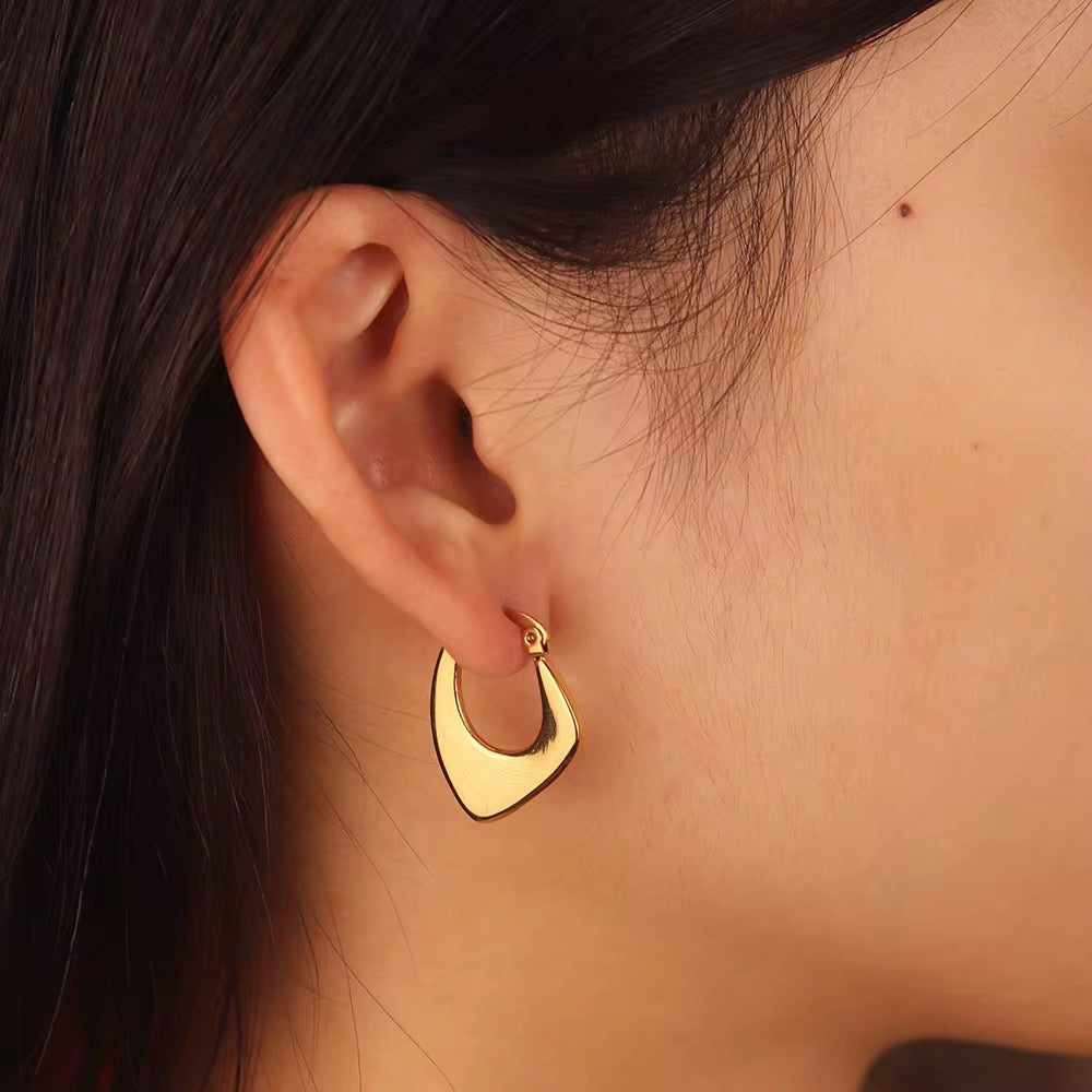 GEOMETRIC HOOP ЭЭМЭГ